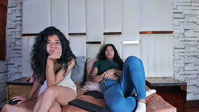 peachrouge online show from May 25, 4:17 pm