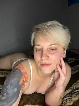 Tattooed slapq online show from November 28, 10:21 pm