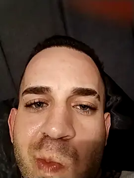 Snapshot of hazarcannn chatting on November 27, 9:04 pm hazarcannn online show from November 27, 9:04 pm