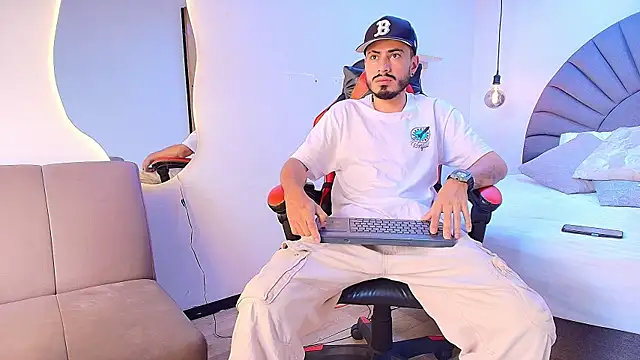 MatthewCullen online show from March 1, 9:26 pm