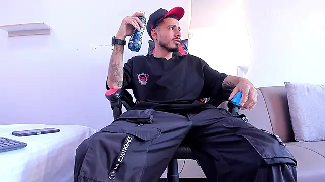 MatthewCullen online show from March 16, 8:00 pm