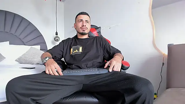 MatthewCullen online show from March 29, 6:31 pm