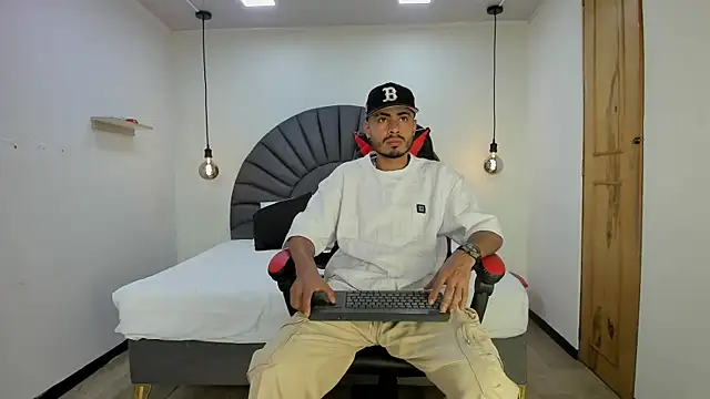 MatthewCullen online show from January 14, 8:34 pm