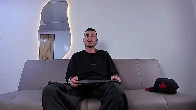 Snapshot of MatthewCullen chatting on November 27, 6:30 pm MatthewCullen online show from November 27, 6:30 pm