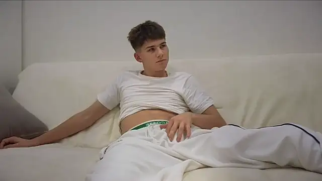 reeves bae online show from November 27, 1:28 am