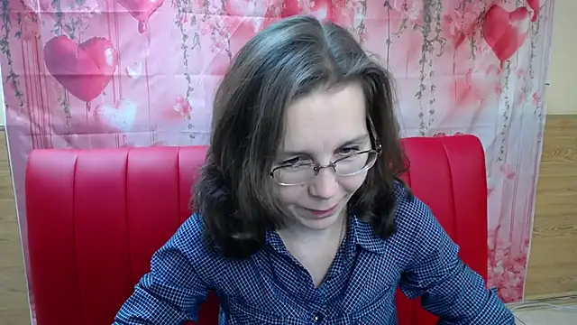 DaisyEdit online show from February 15, 6:14 am