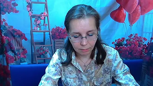 DaisyEdit online show from April 26, 5:27 am