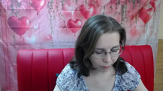 DaisyEdit online show from March 28, 6:14 am