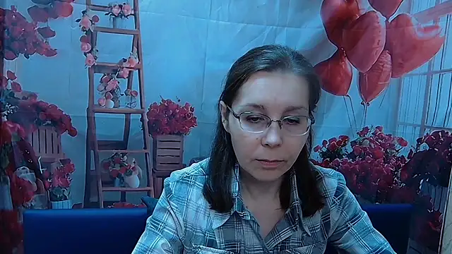 DaisyEdit online show from March 7, 6:20 am