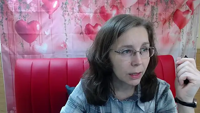 DaisyEdit online show from April 4, 5:25 am