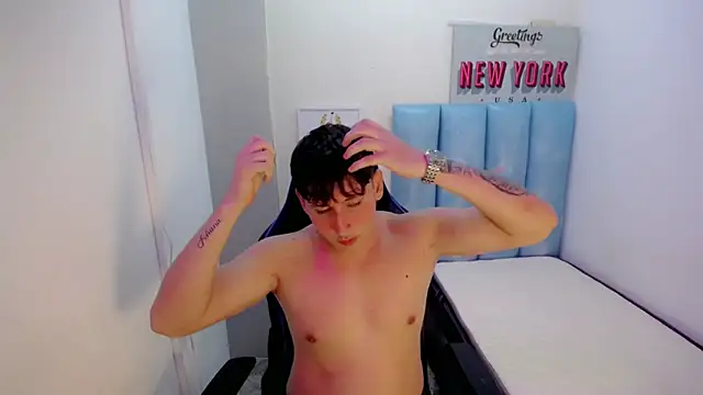 d moneyy  online show from December 1, 7:04 pm