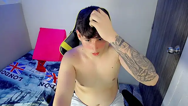 d moneyy  online show from February 25, 3:18 am