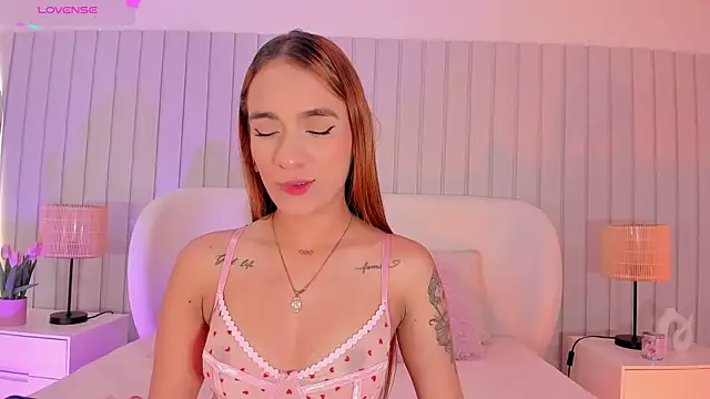 amaia foxx online show from March 13, 1:05 pm