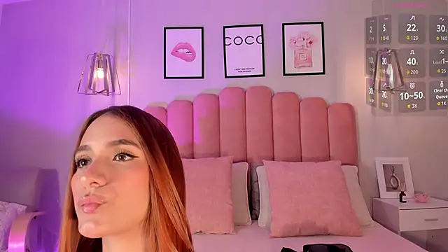 Snapshot of amaia_foxx chatting on May 23, 8:19 pm amaia foxx online show from May 23, 8:19 pm