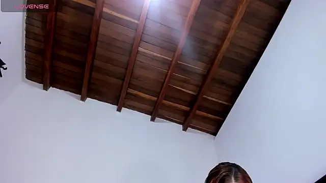 Snapshot of NahomiiAcosta chatting on February 7, 1:35 am NahomiiAcosta online show from February 7, 1:35 am