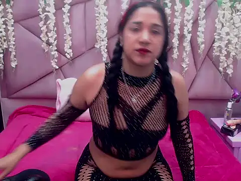 seleneRose69 online show from December 5, 2:10 am