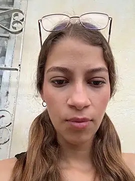 Vanneskk online show from December 2, 1:13 pm