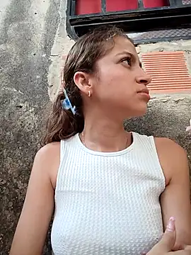 Vanneskk online show from March 18, 7:37 pm