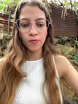 Vanneskk online show from January 6, 2:32 pm