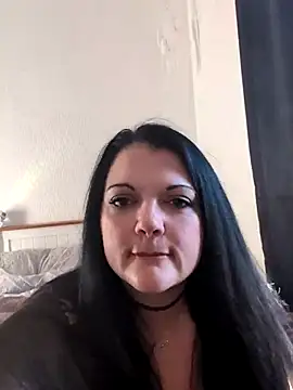 Hot ScotchXX online show from December 3, 11:20 am