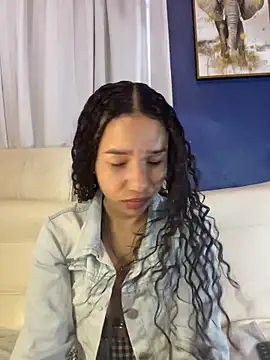 ZoeyFierce online show from March 23, 1:44 pm