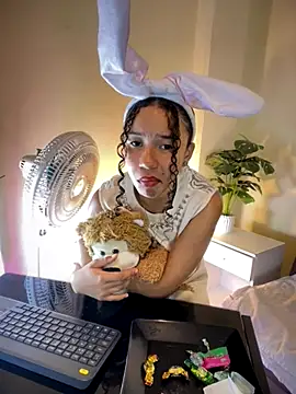 ZoeyFierce online show from November 29, 2:50 pm