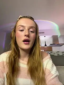 madlynginger online show from January 15, 4:10 pm