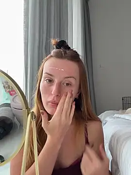 madlynginger online show from January 7, 12:10 pm