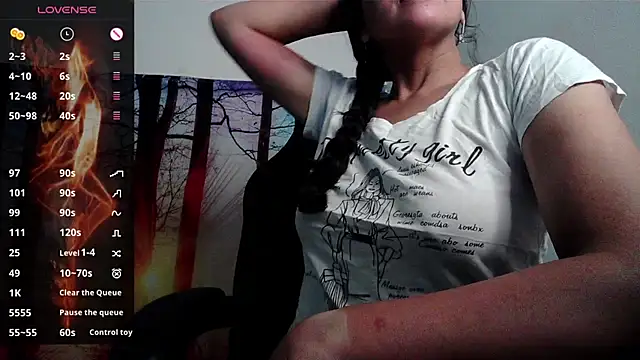 Snapshot of Whisperingfire chatting on July 10, 2:50 pm Whisperingfire online show from July 10, 2:50 pm