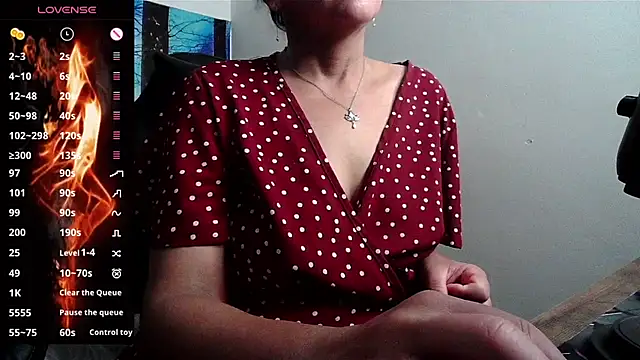 Whisperingfire online show from June 4, 7:51 pm