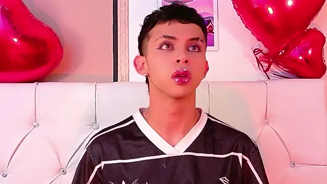 Prince Apolo online show from February 17, 8:39 pm