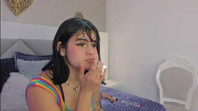 Valery jame online show from April 15, 7:29 pm