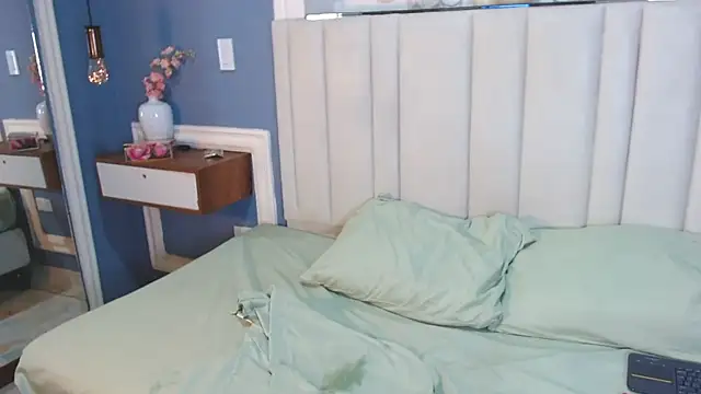 Chelseadow online show from April 12, 7:11 am