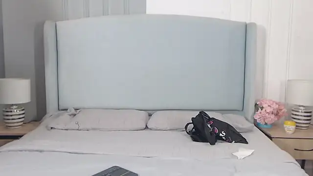 Chelseadow online show from December 5, 9:23 pm