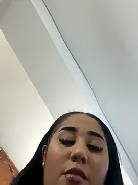 69scarlet funny online show from November 28, 3:56 pm