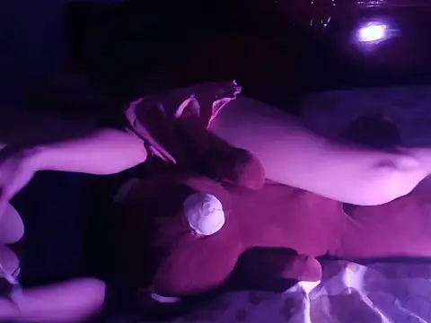 yangnhiii online show from November 29, 2:39 pm