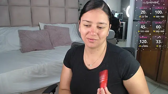 KaylaVonn online show from February 19, 4:20 am