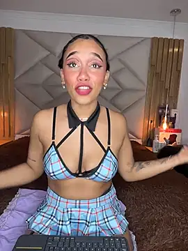 coraline vera online show from March 19, 7:36 pm