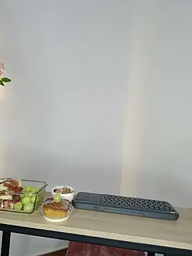 coraline vera online show from November 27, 7:36 pm