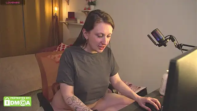 Helga vibe online show from April 14, 9:25 am