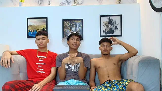 COUPLES BOYS online show from March 1, 1:49 am