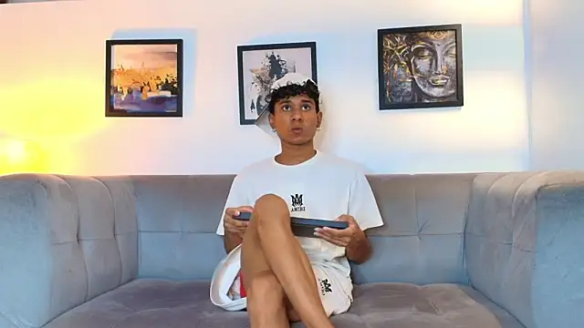 COUPLES BOYS online show from March 7, 1:23 am