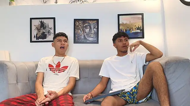 COUPLES BOYS online show from February 14, 1:39 am