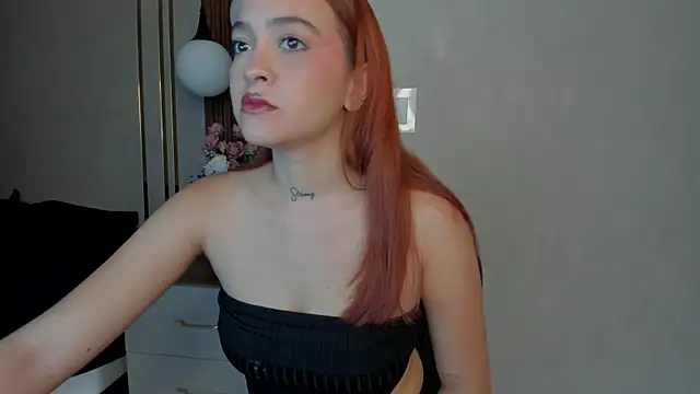 AliceHills  online show from December 18, 12:20 pm