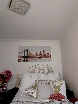 SweetMalory online show from December 19, 8:33 pm