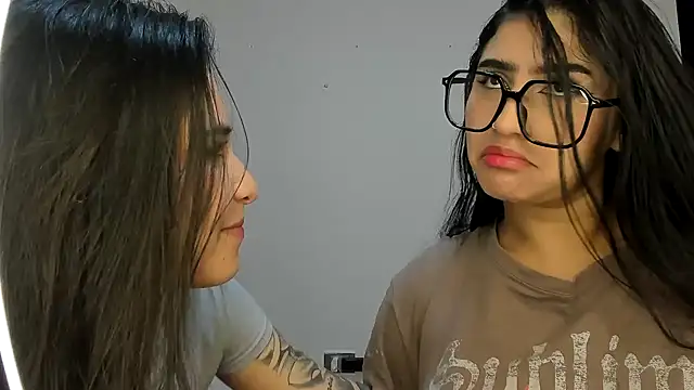 ROUS SWEET  online show from December 18, 3:44 am