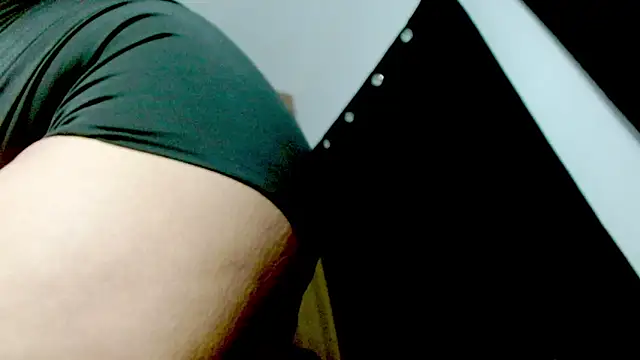 X-Shanell online show from April 18, 4:26 am