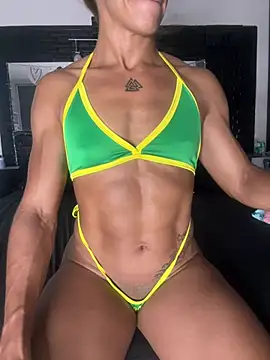 sexymusclegoddess online show from August 1, 1:47 am