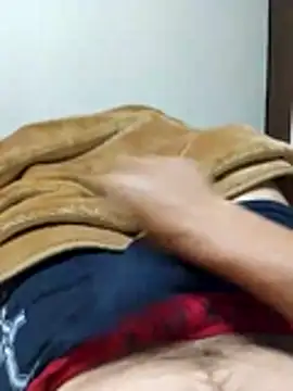 Snapshot of cristian112090 chatting on November 2, 7:24 am cristian112090 online show from November 2, 7:24 am