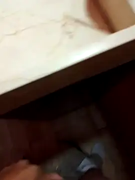 Snapshot of cristian112090 chatting on December 2, 9:16 pm cristian112090 online show from December 2, 9:16 pm